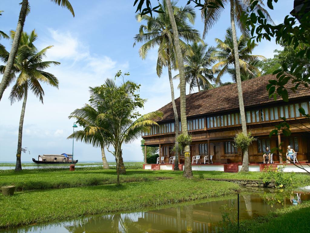 Coconut Lagoon Kumarakom - A Cgh Earth Experience Buitenkant foto